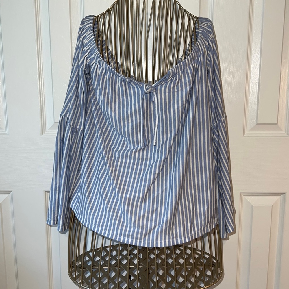 AEO Off-The-Shoulder Blouse